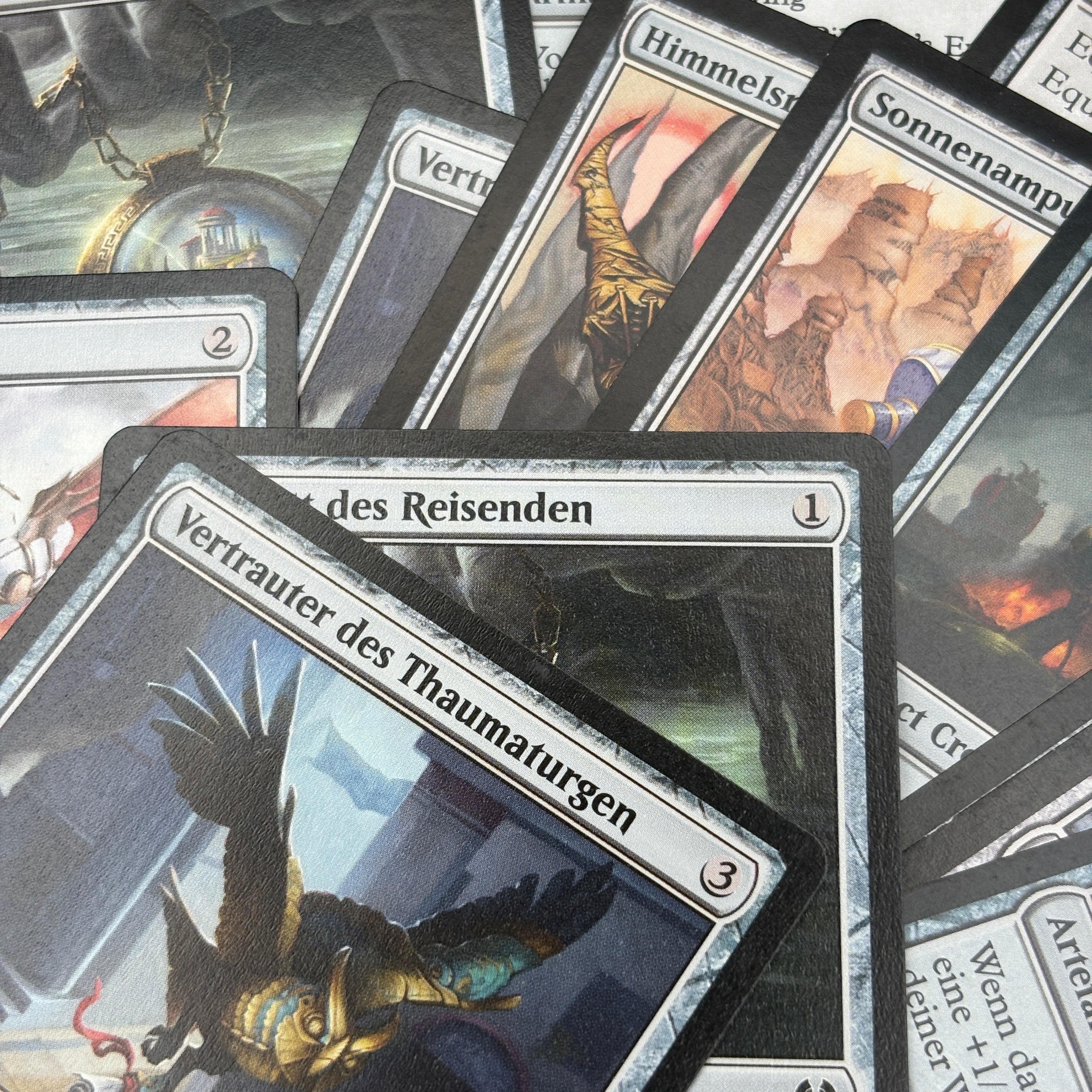 MTG 100er Mystery Pack – 100x Common Karten (versch. Farben, DE/EN) – Deckbau & Sammlung