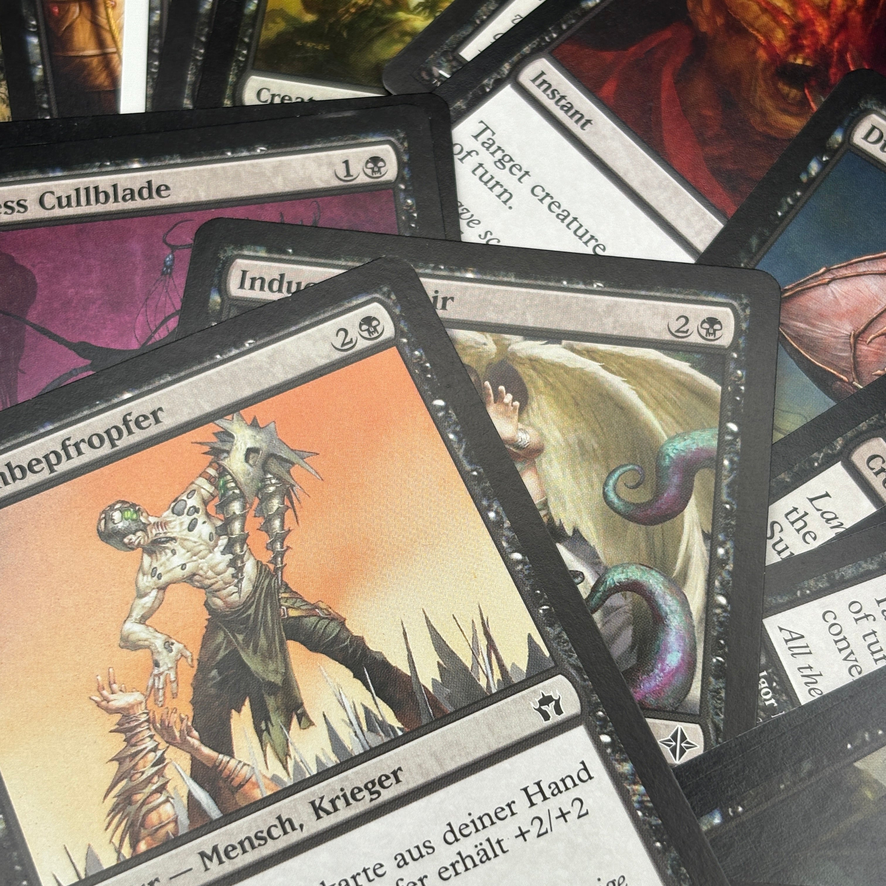 MTG 100er Mystery Pack – 100x Common Karten (versch. Farben, DE/EN) – Deckbau & Sammlung