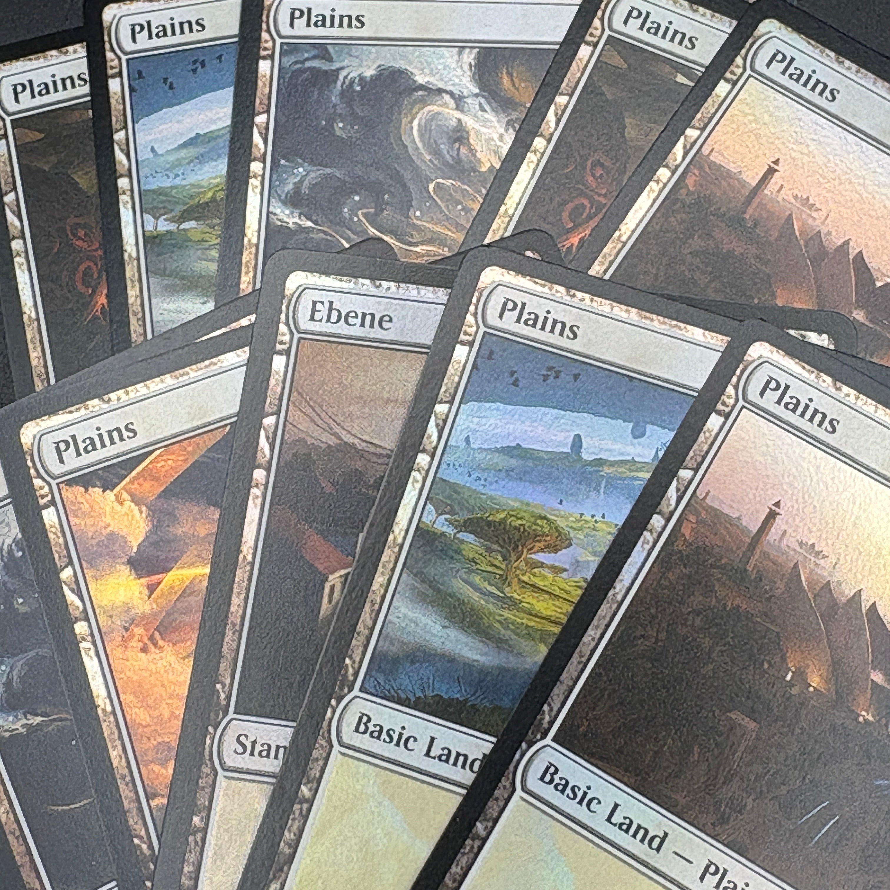 Magic: The Gathering Foil Länder / Mana Karten – 10er Pack (Eine Farbe, gemischt, DE/EN)